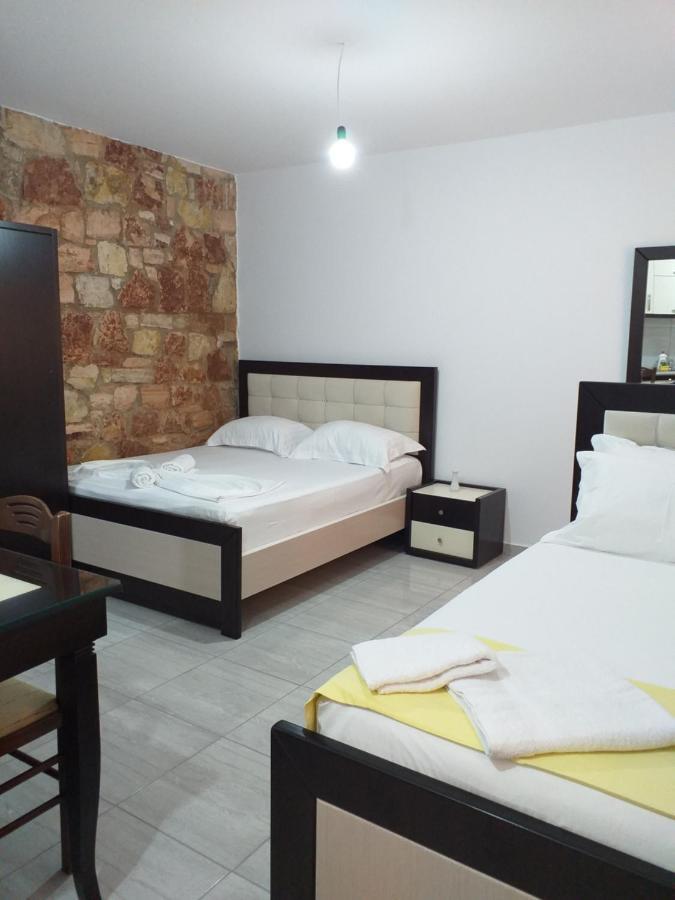 Grand Seaview Apartments Ksamil Buitenkant foto