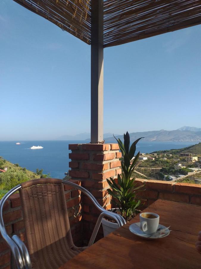 Grand Seaview Apartments Ksamil Buitenkant foto