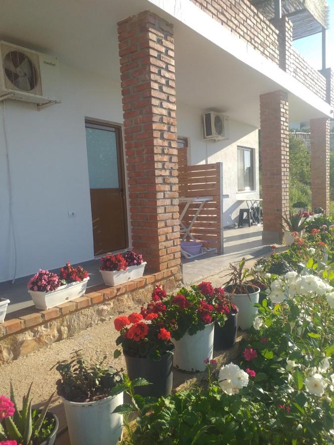 Grand Seaview Apartments Ksamil Buitenkant foto