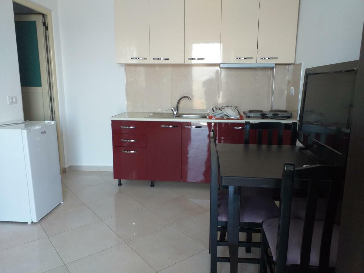 Grand Seaview Apartments Ksamil Buitenkant foto
