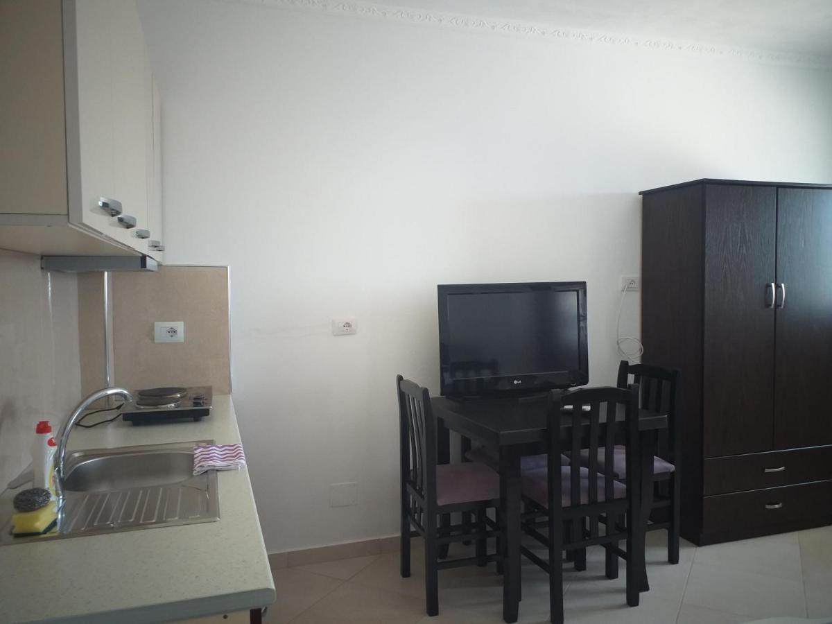 Grand Seaview Apartments Ksamil Buitenkant foto